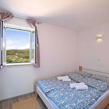 Semesterbostad House With A Parking Space Kampor, Rab - 16357 *